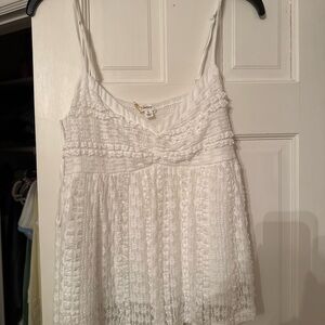 Chic White Lace Tank Top